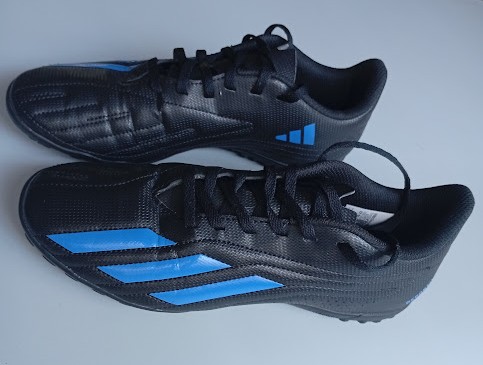 Championes de fútbol para piso sintetico - Adidas