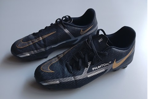 Championes de fútbol Nike Phanton