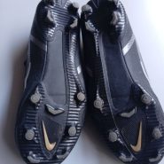 NIKE 4